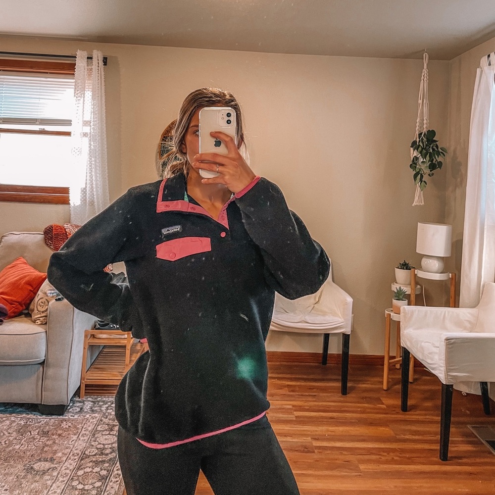 Patagonia synchilla pink and gray button up sweater